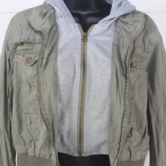 ASHlEY - Picture 4 of 11